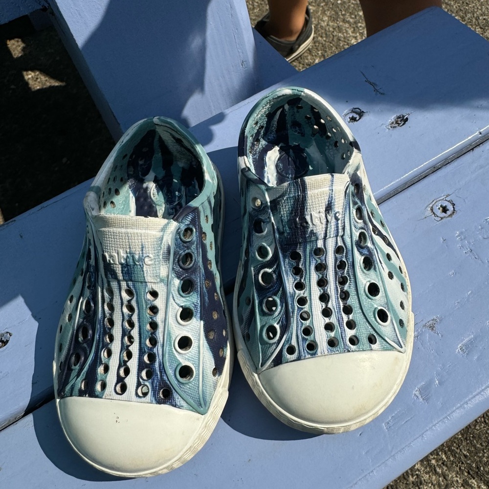 Native Kids Blue and White Slip-On Sneakers